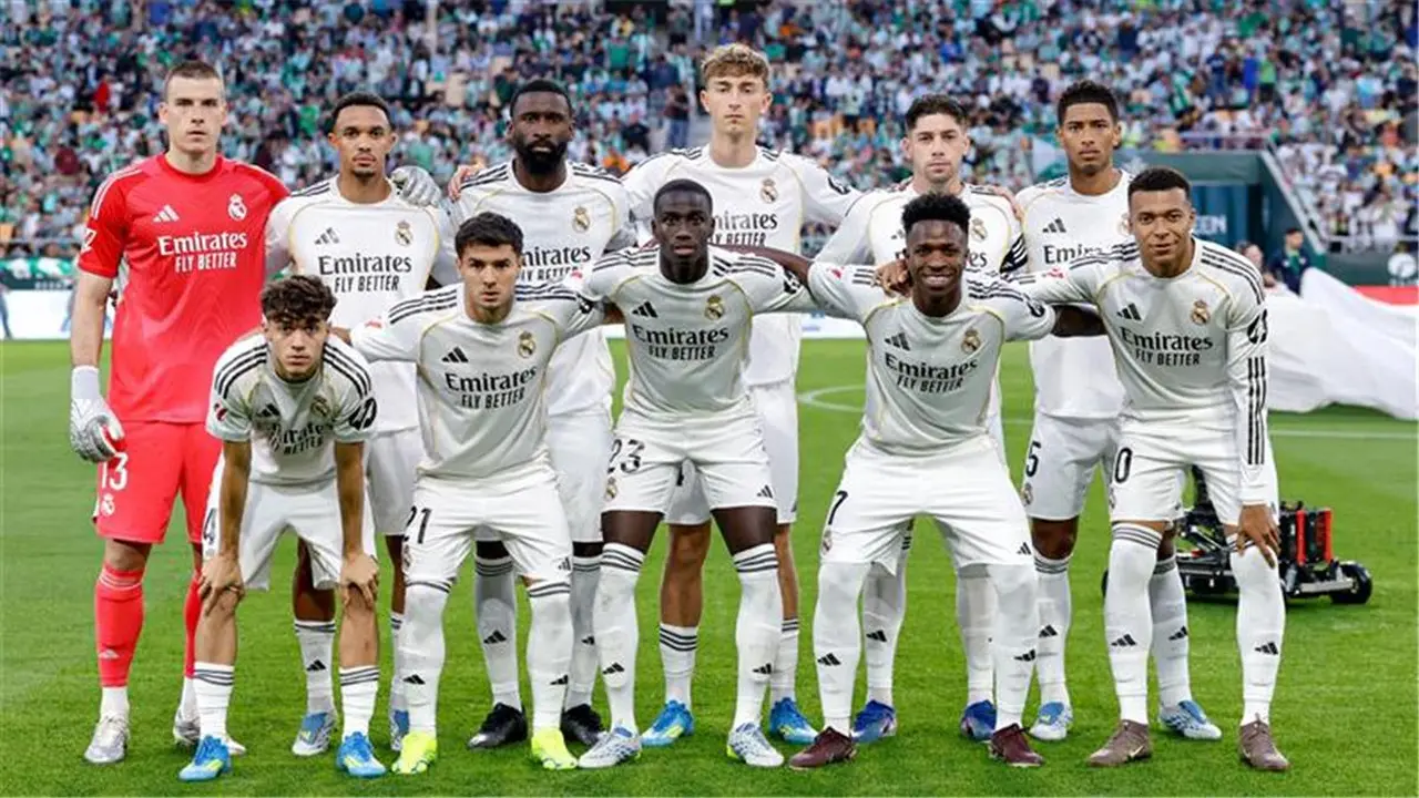 فيديو | رد فعل حماسي من جماهير ريال مدريد بعد التعادل أمام بيتيس في الدوري الإسباني